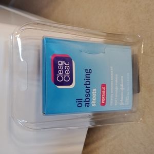 NWT! Clean & Clear Oil Absorbing Sheets Portable Johnson & Johnson